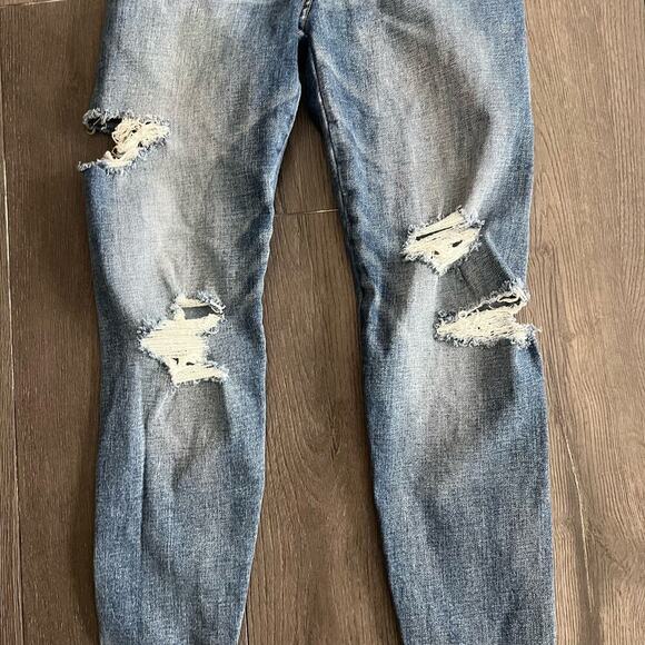 American Eagle Curvy Super Hi Rise Jegging Destroyed Distressed Jeans 00 Short - Picture 3 of 8